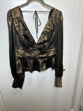 Wayf Gold Metallic Black V-Neck Peplum Top (08)